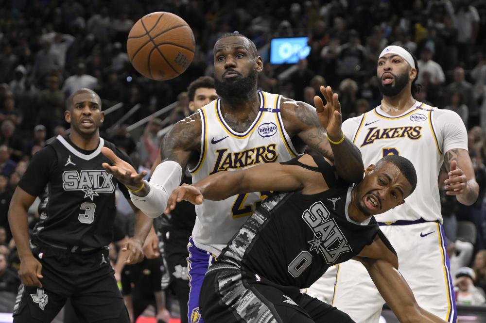 适时的网前 适时的网前